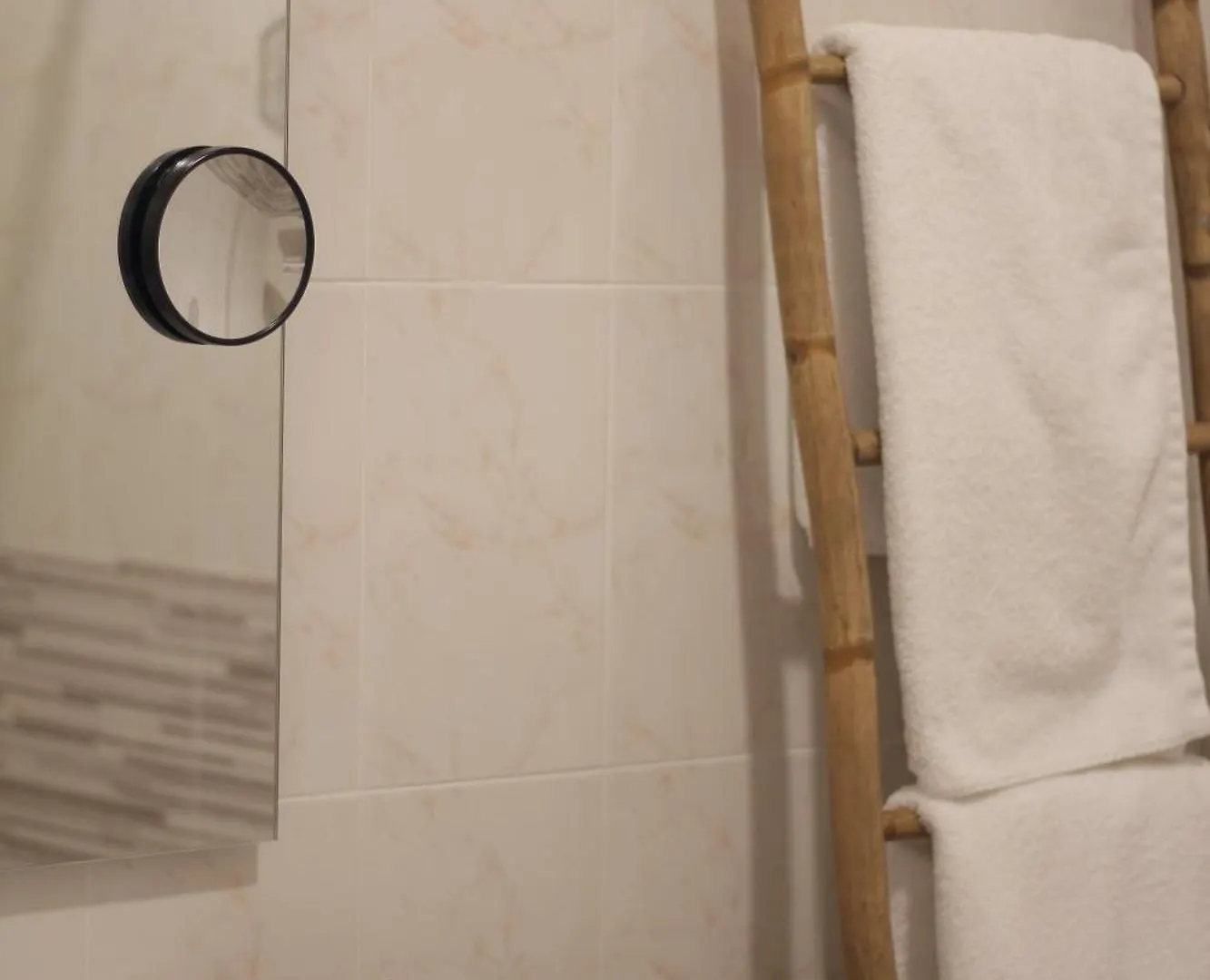 Hostal Rural Can Pau Cantallops